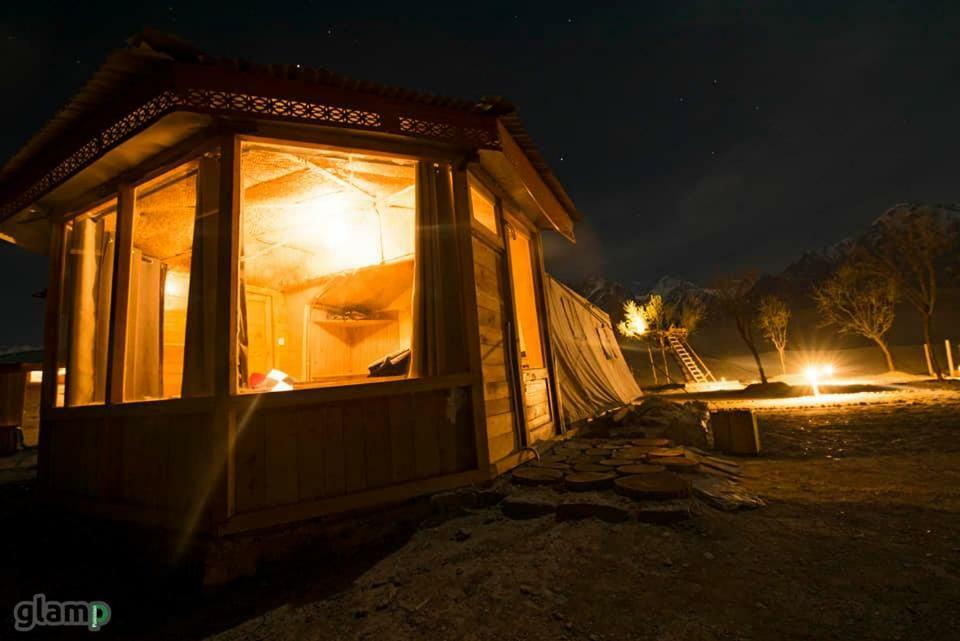 Glamp Pakistan Katpana Skardu Otel Dış mekan fotoğraf